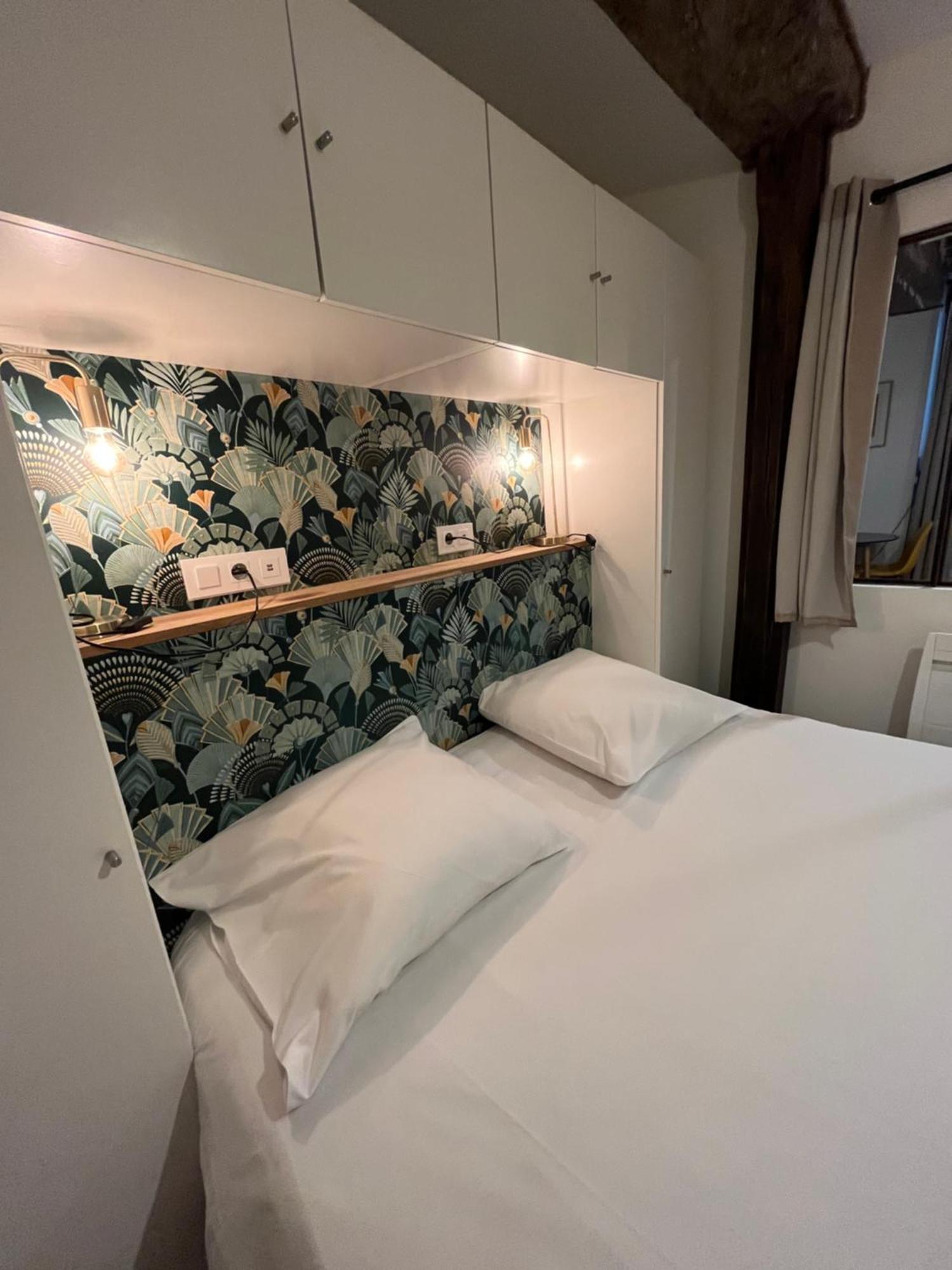 La Cour Chartraine - Cosy Appartement Avec Cour Exterieur A Блуа Экстерьер фото