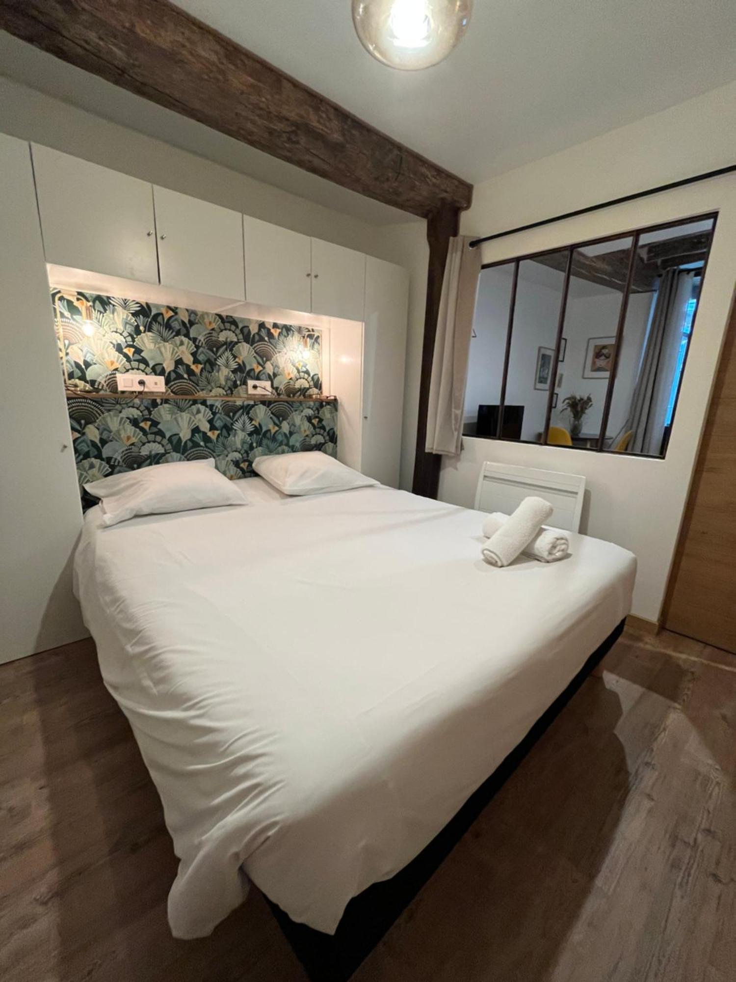 La Cour Chartraine - Cosy Appartement Avec Cour Exterieur A Блуа Экстерьер фото